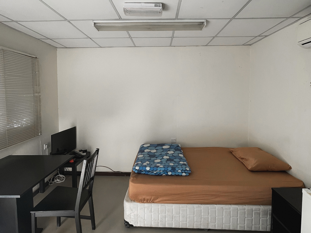 Standard Senior Room